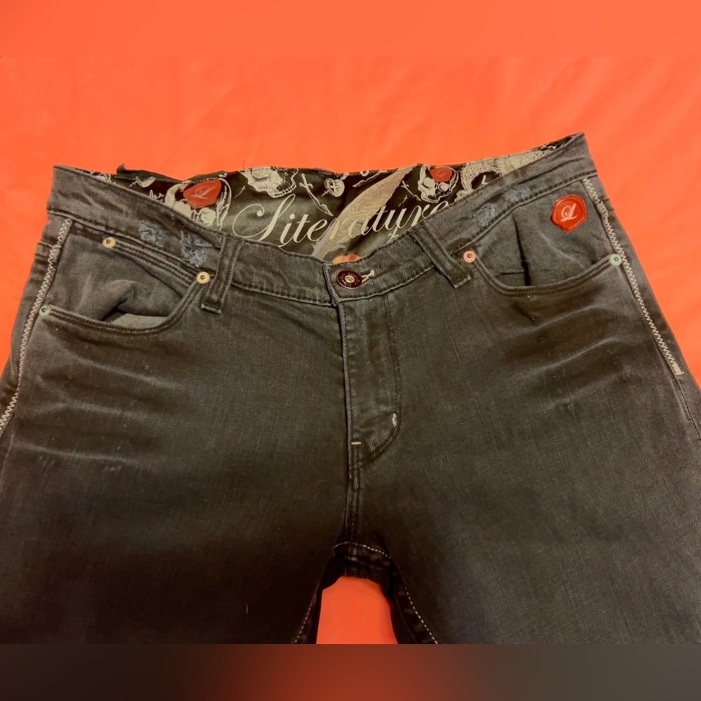 🌟NEW🌟 women’s black LITERATURE bootcut jeans - size 30